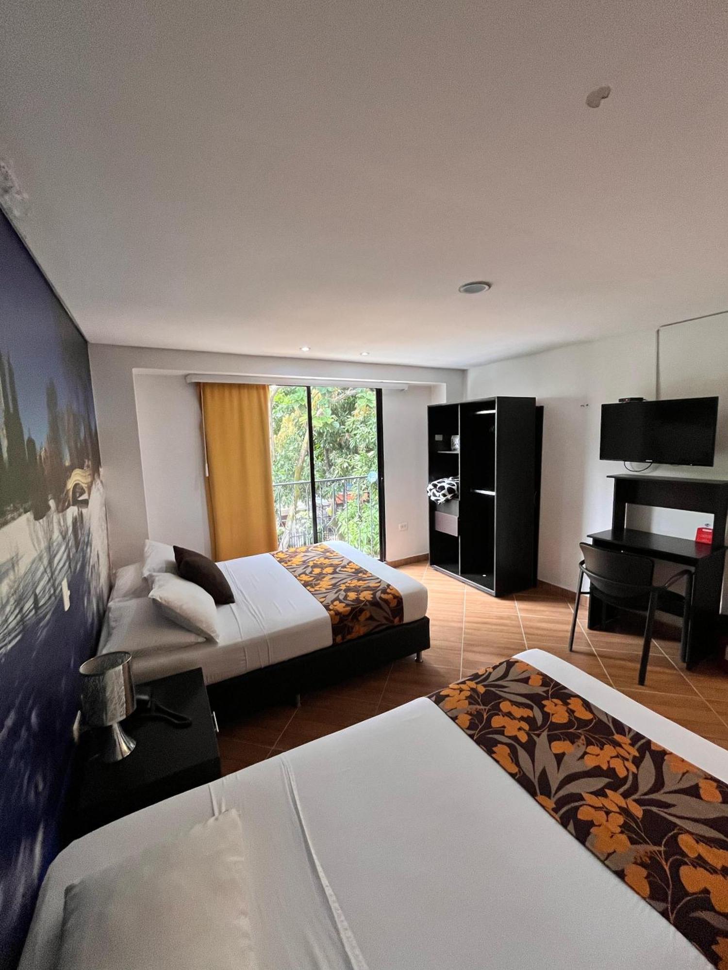 Hotel Quinta Avenida Меделин Екстериор снимка
